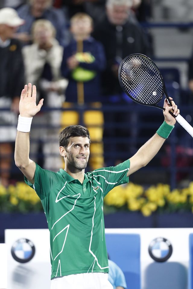 Novak Djokovic ajunge fără probleme în semifinale la Dubai