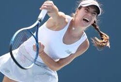 Sorana Cîrstea debuteză cu victorie la Wimbledon